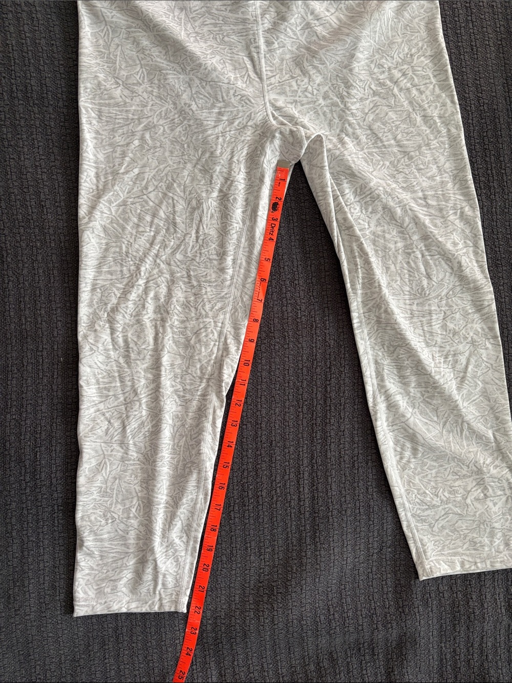 ZYIA active women’s Light Gray Printed Stretch Leggings - Picture 2 of 6